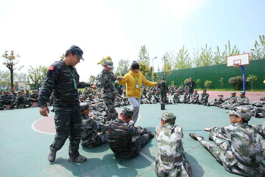 孩子太厭學怎么辦，家長應該怎么解決(圖2)