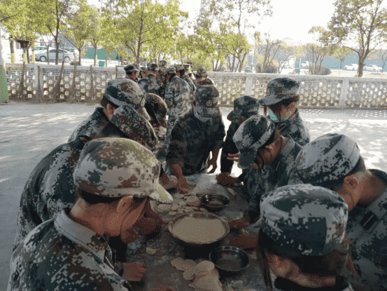 叛逆青少年教育中心告訴您,如何克服孩子的厭學(xué)情緒(圖2) 叛逆青少年教育中心告訴您,如何克服孩子的厭學(xué)情緒(圖2)